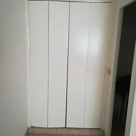 Studio Meuble 27 Metres Carres Wifi Netflix Niort Extérieur photo