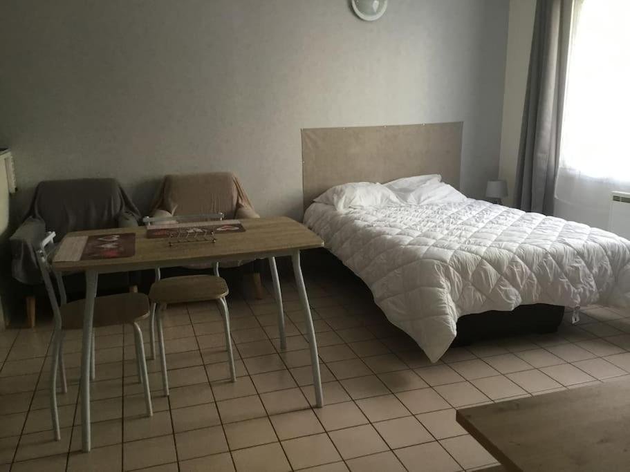 Appartement Meuble 27 Metres Carres Wifi Netflix *